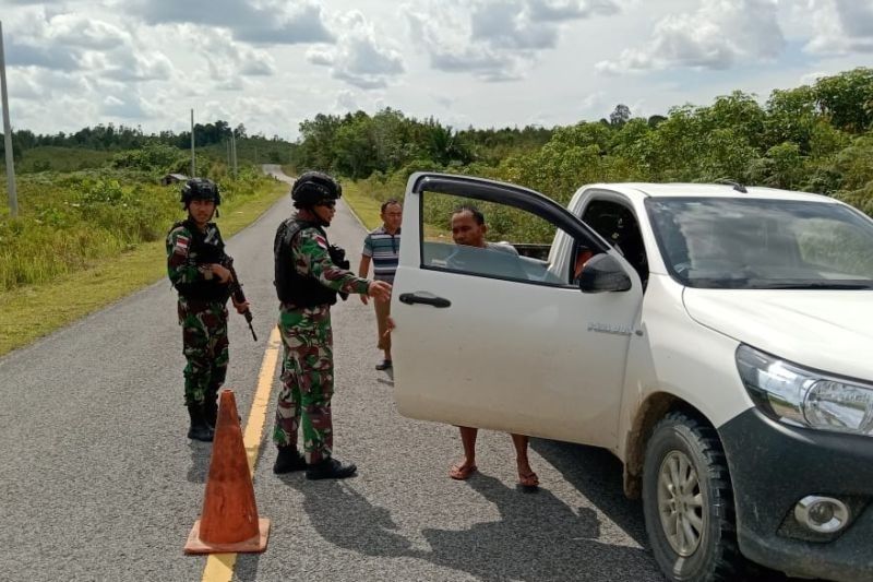 Satgas Pamtas cegah kegiatan ilegal di batas Indonesia-Malaysia hadapi Ramadhan