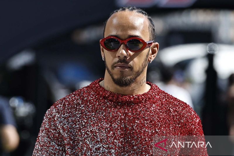Hamilton tegaskan lagi akan berjuang bersama Mercedes hingga akhir