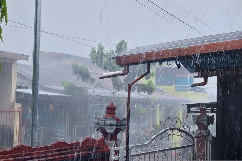 BMKG sebut hujan lebat berpotensi di Lampung