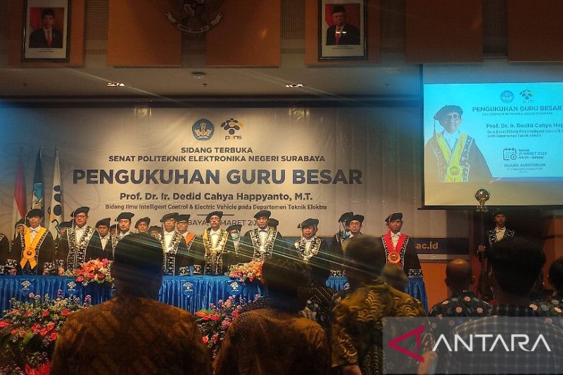 PENS Kukuhkan Guru Besar Departemen Teknik Elektro - ANTARA News