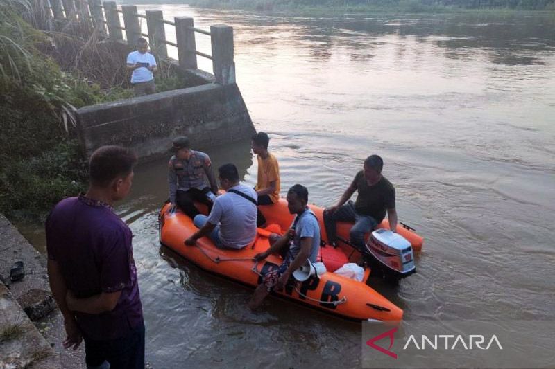 Bocah Kalbar di antara teman-temannya