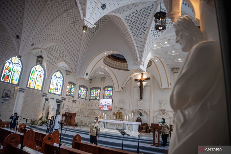 Dubes Vatikan Resmikan Gereja Katedral Santa Maria Palembang