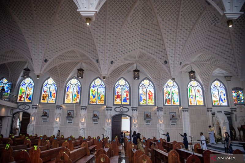 Dubes Vatikan Resmikan Gereja Katedral Santa Maria Palembang