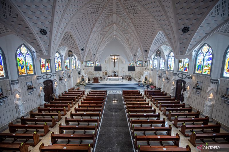 Dubes Vatikan Resmikan Gereja Katedral Santa Maria Palembang