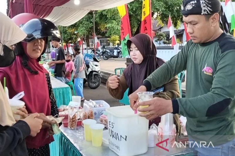"Gebyar Takjil" digelar di Batang-Jateng sambut Ramadhan 1444 Hijriah