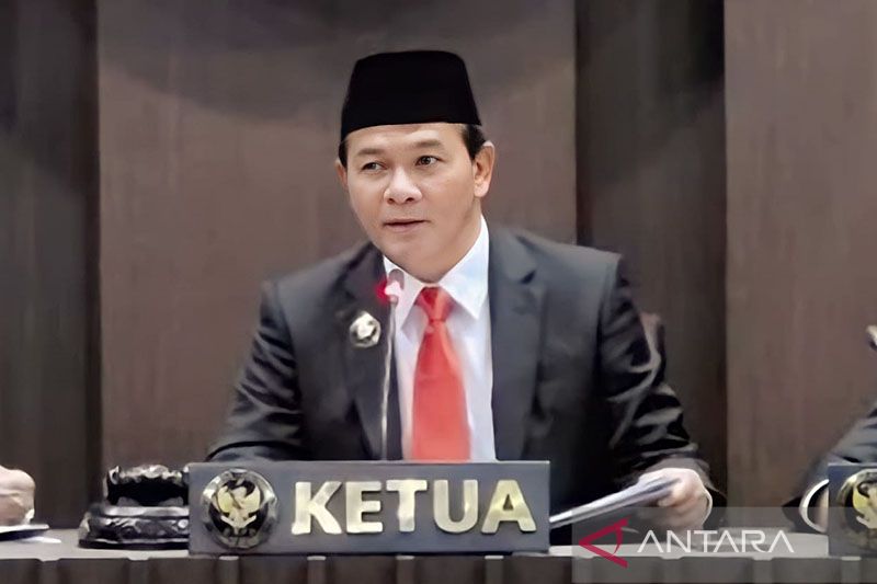 DKPP Beri Sanksi Peringatan Ketua KPU RI Soal Sistem Pemilu - ANTARA News