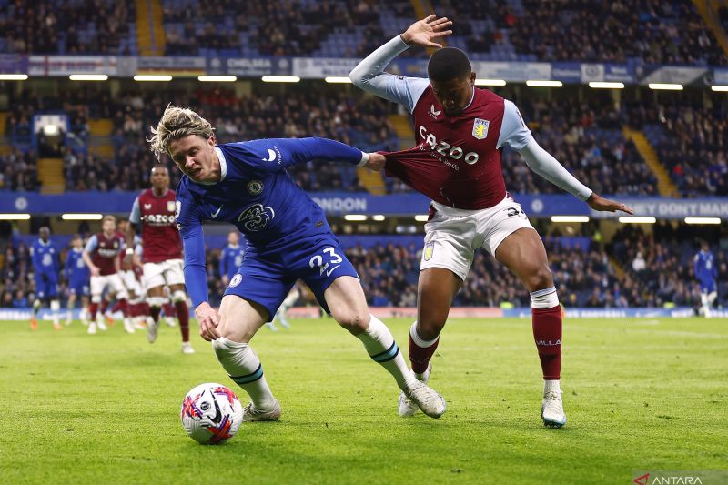 Chelsea dipermalukan Aston Villa 0-2