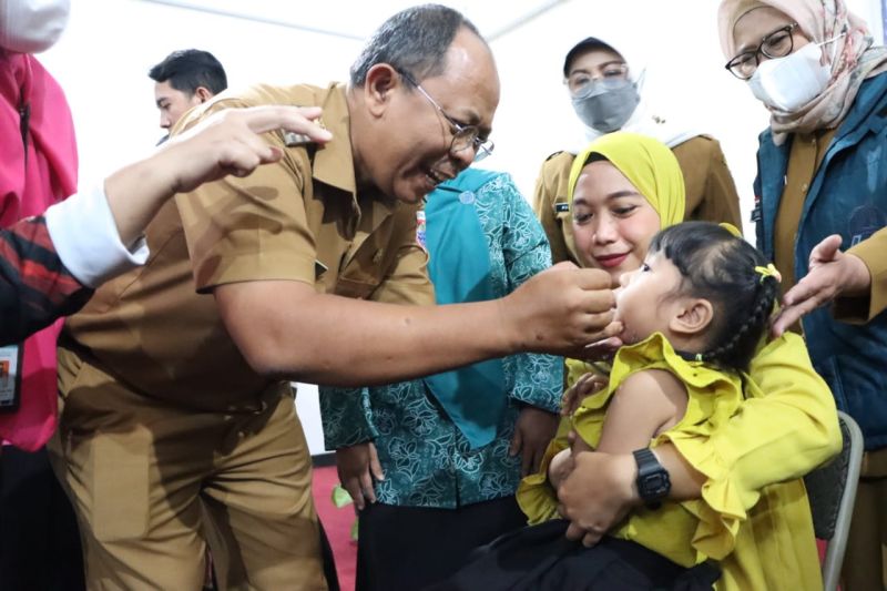 Pj Wali Kota ajak warga Cimahi segera bawa balita untuk imunisasi polio