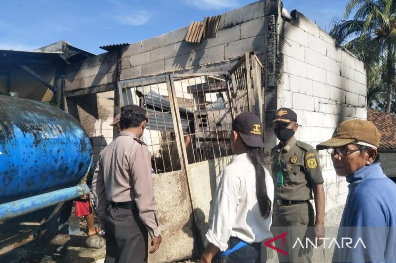 Pompa BBM mini di Cipinang Bogor alami kebakaran sebabkan seorang korban luka bakar