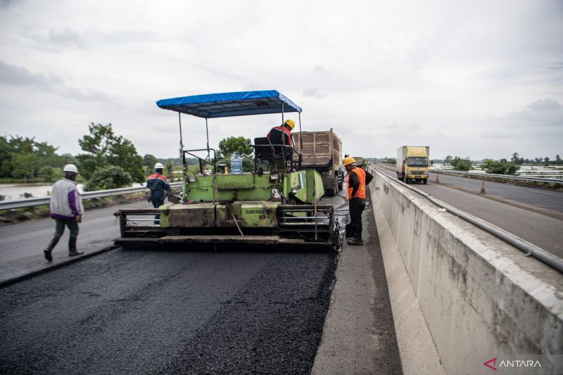 Perbaikan Jalan Tol Kayu Agung-Palembang