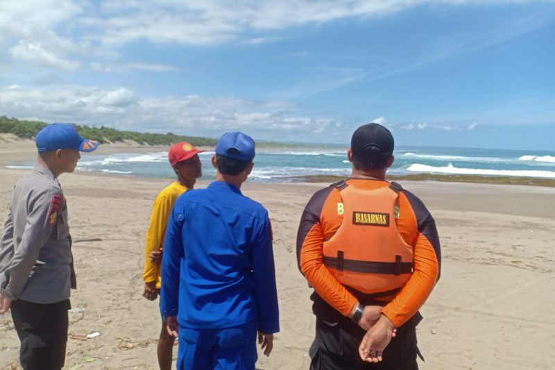 Tim SAR bentuk 2 tim pencari nelayan hilang di perairan Garut