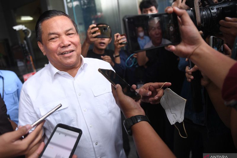Mencermati nyanyian SF Hariyanto, siapa sasaran tembaknya?