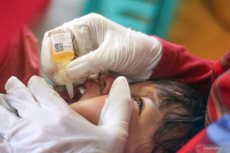 3,2 juta anak di Jabar sudah dapat imunisasi polio
