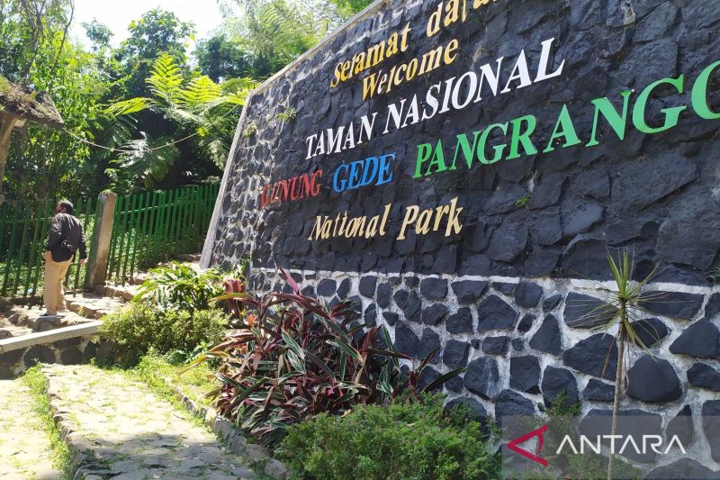 Jalur pendakian Gunung Gede dan Pangrango ditutup selama 17 hingga 27 April
