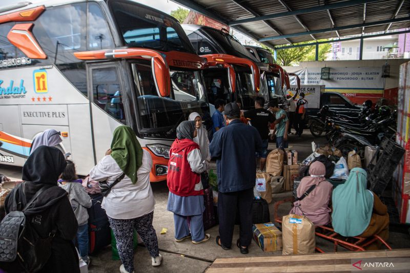 Mudik Awal Menggunakan Bus