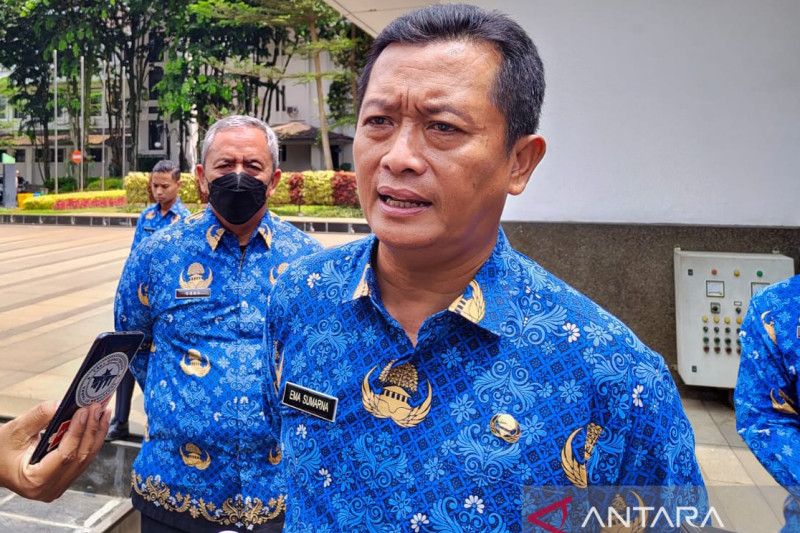 Plh Wali Kota Bandung minta jangan terjadi demotivasi setelah OTT