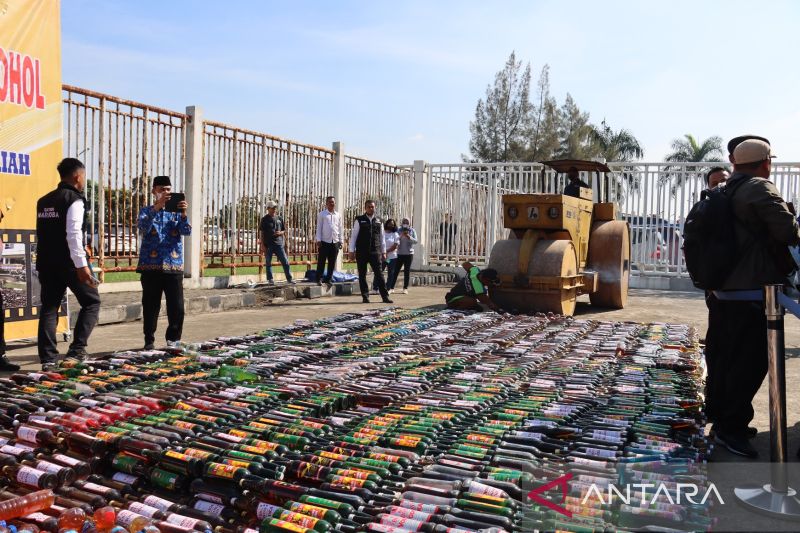 Polres Bogor sita 19.340 botol minuman keras selama Ramadhan