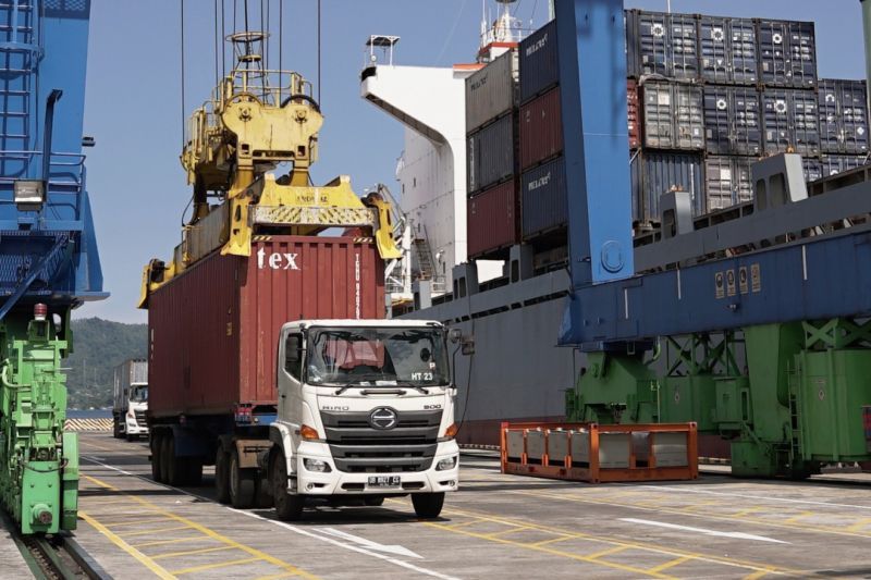 Indonesia's exports reach US$23.50 bln in March - Vimarsana News