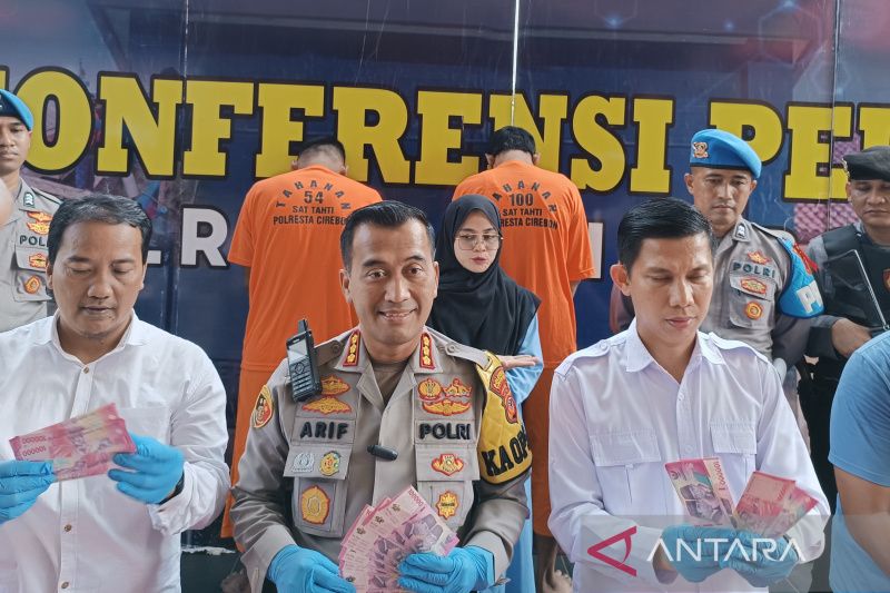 Polisi ringkus 2 pengedar uang palsu di Cirebon