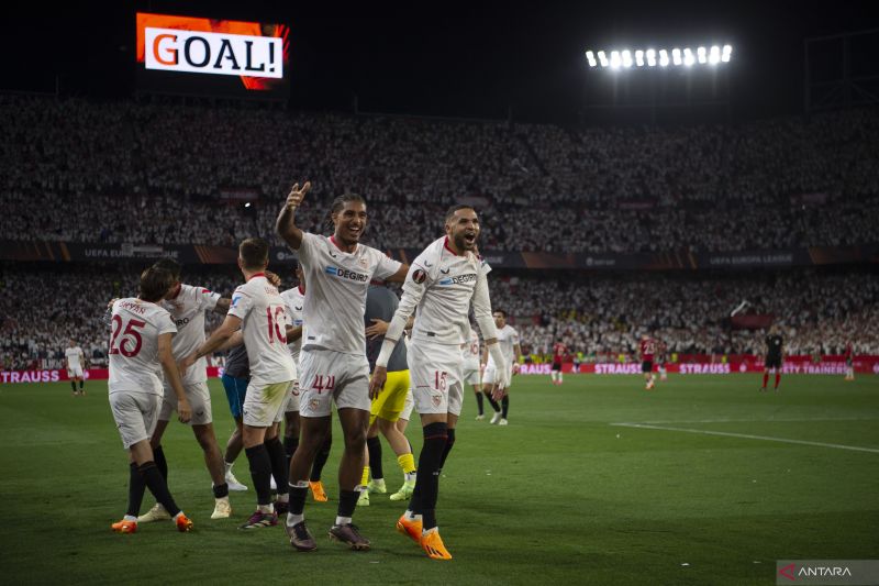 Sevilla  dan AS Roma berhadapan di final Liga Europa 2022/23