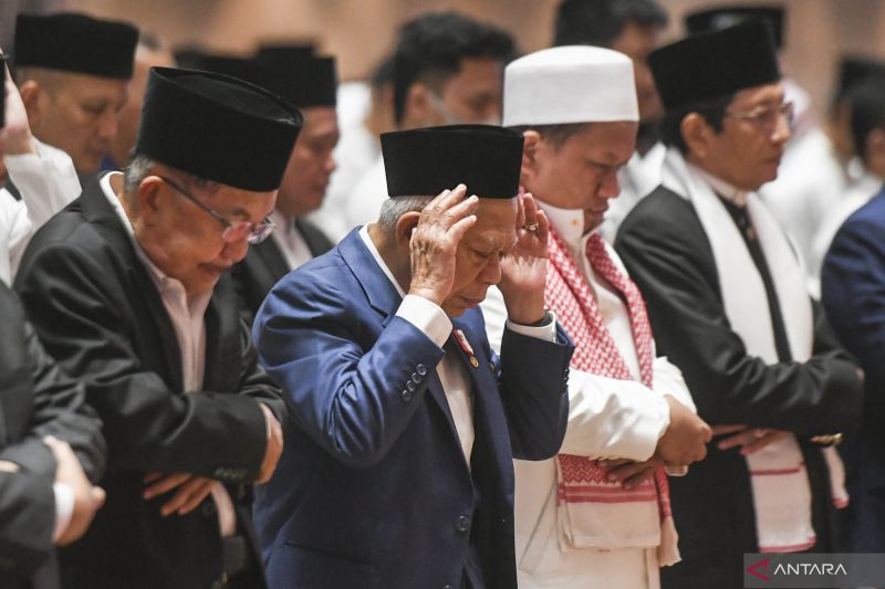 Wapres Ma'ruf  shalat Idul Adha di Masjid Istiqlal, Presiden Jokowi di Yogyakarta