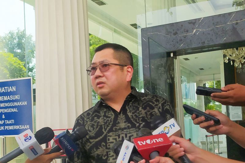 Hary Tanoesoedibjo silaturahim ke Presiden Jokowi di Istana