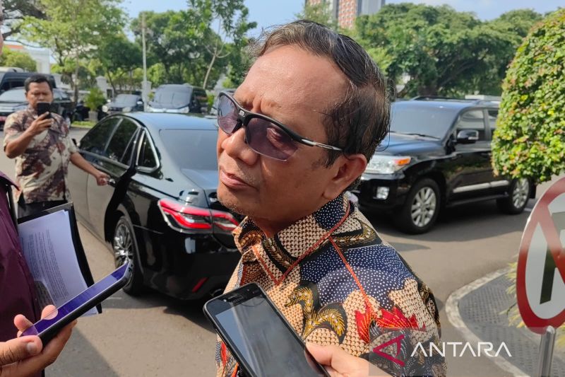 Menko Polhukam Mahfud MD nilai kasus yang viral sebagai persoalan serius