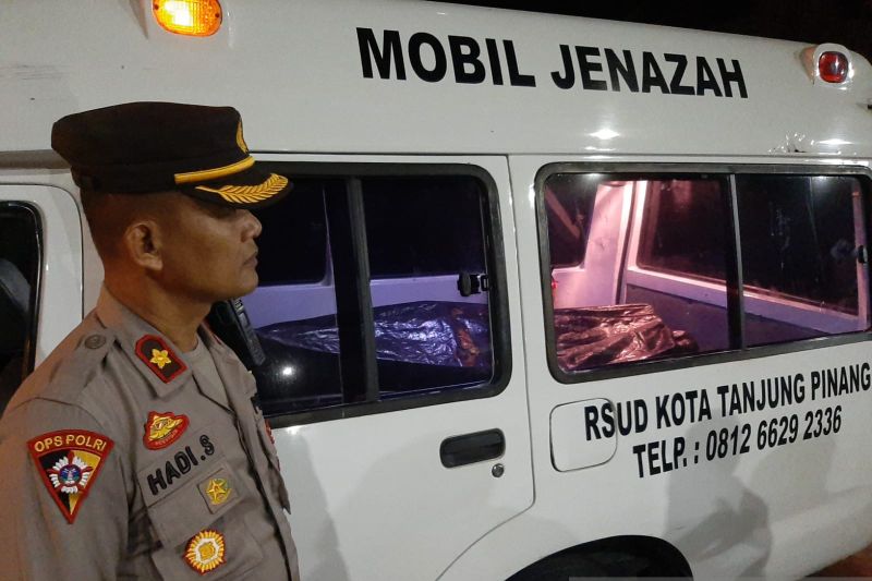 Jenazah korban Kapal Evelyn tiba diTanjungpinang