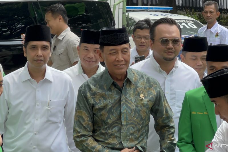 Wiranto tiba di Kantor Pusat PPP serahkan daftar usulan bakal caleg 2024