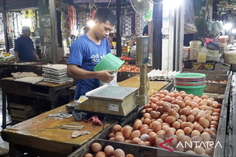 Harga telur dan daging di Bekasi stabil setelah Lebaran