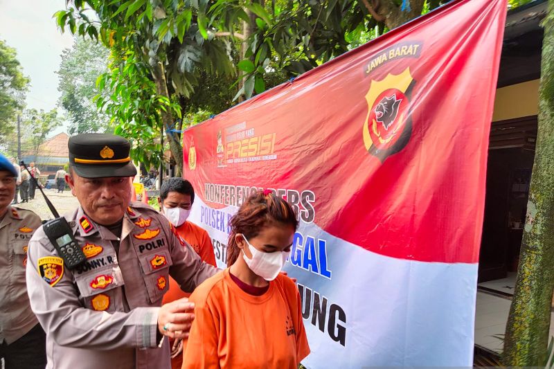 Polrestabes Bandung tangkap wanita pencuri kambuhan dan penadahnya