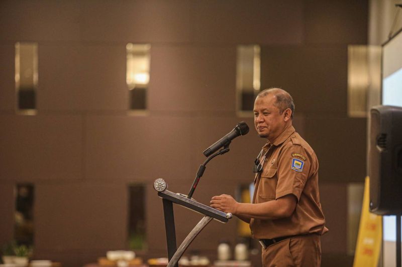 Dinas Kesehatan Kota Bandung minta warga tetap waspada penularan COVID-19