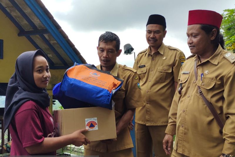 Pemkab Tasikmalaya bantu kebutuhan logistik korban longsor