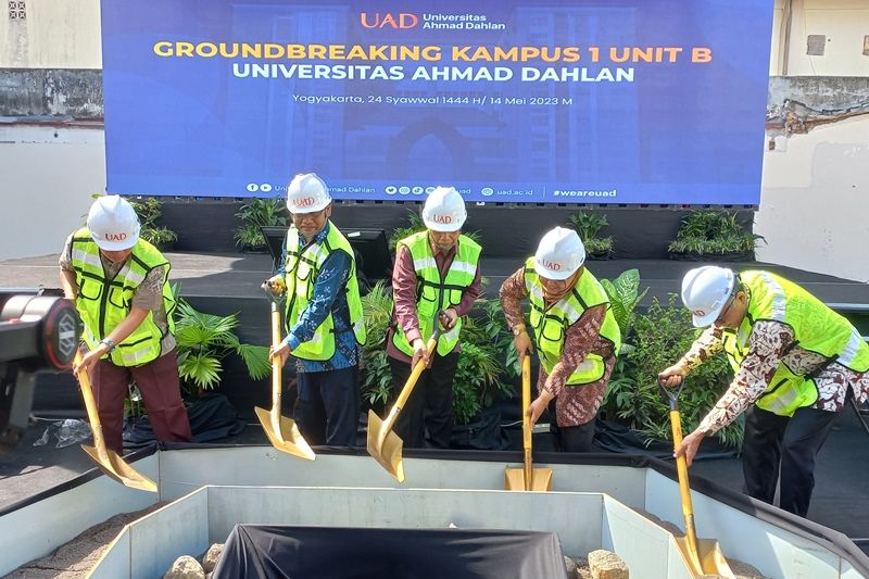 UAD Lakukan "ground Breaking" Pembangunan Kampus 1 Unit B - ANTARA News ...