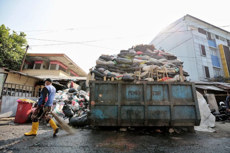 Wali Kota sebut penanganan sampah Kota Bandung tunjukan tren yang positif