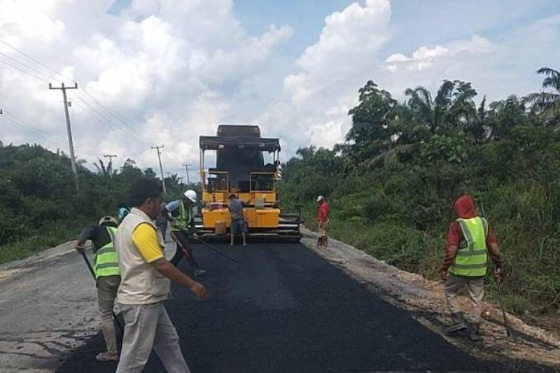 Pemprov Riau Membangun Jalan Lintas Bono Rp93,86 Miliar - ANTARA News