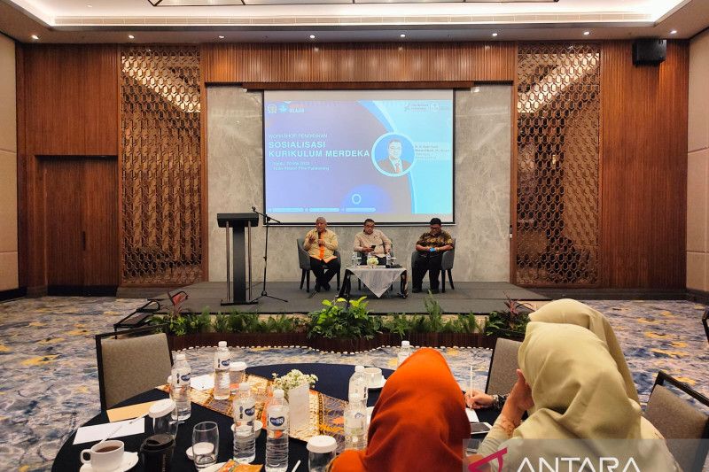 Kemendikbudristek sosialisasikan Kurikulum Merdeka kepada pendidik di Bandung Barat