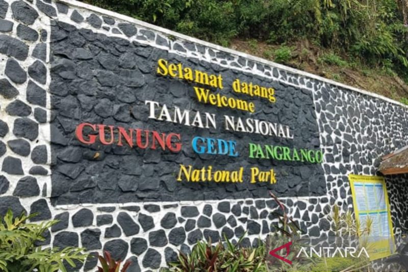 20 pendaki masuk daftar hitam tidak boleh mendaki Gunung Gede Pangrango