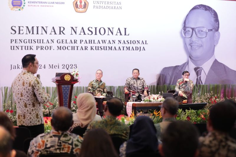 Ridwan Kamil minta dukungan pusat terkait usulan pahlawan nasional Prof Mochtar Kusumaatmaja