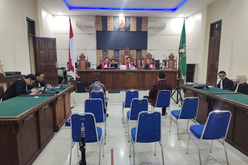 Hakim sebut ada pihak lain harus bertanggungjawab di suap Unila