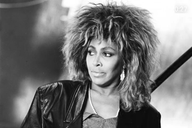 Penyanyi legendaris Tina Tuner dikabarkan meninggal di usia 83 tahun