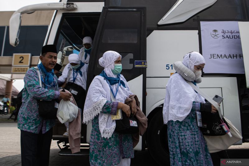 Pemberangkatan kloter pertama JCH embarkasi Palembang