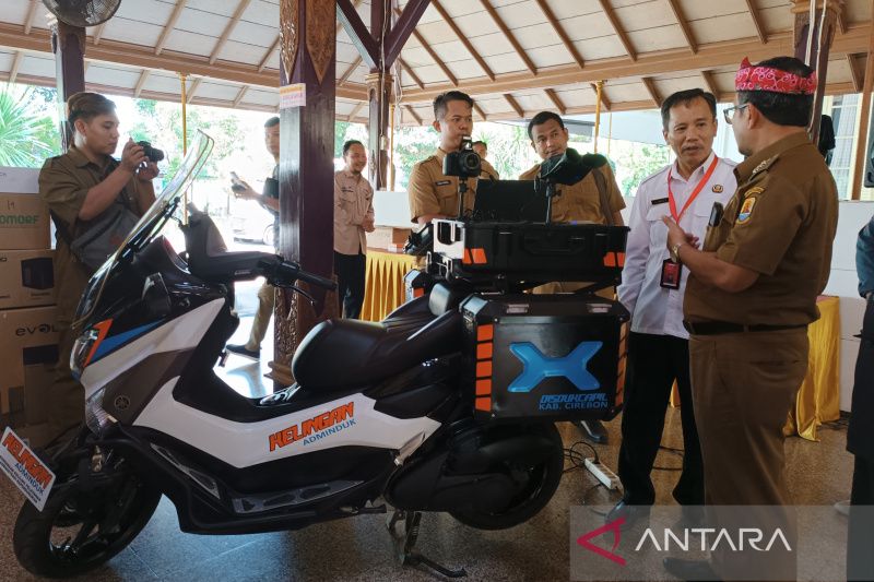 Disdukcapil Kabupaten Cirebon luncurkan layanan adminduk keliling