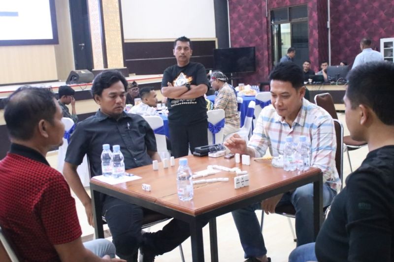 Sambut Hari Bhayangkara Ke -77, Polda Kaltara Gelar Pertandingan Domino ...