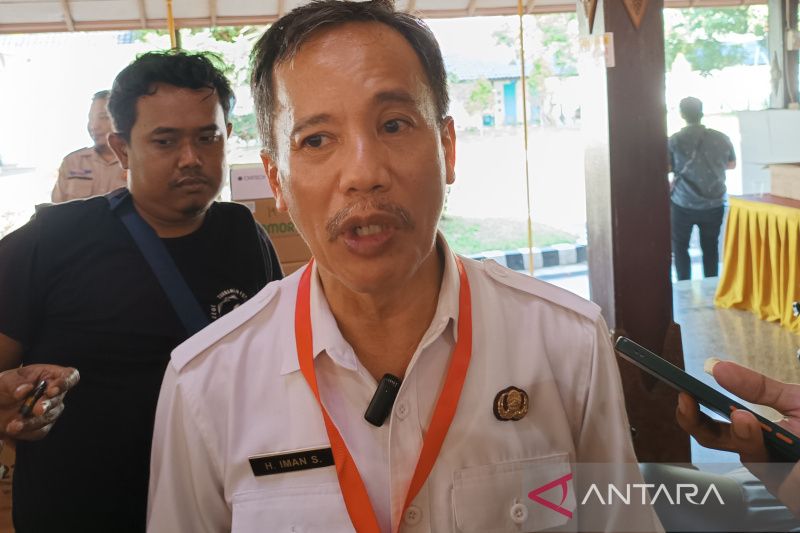 33 kecamatan di Kabupaten Cirebon bisa layani cetak KTP
