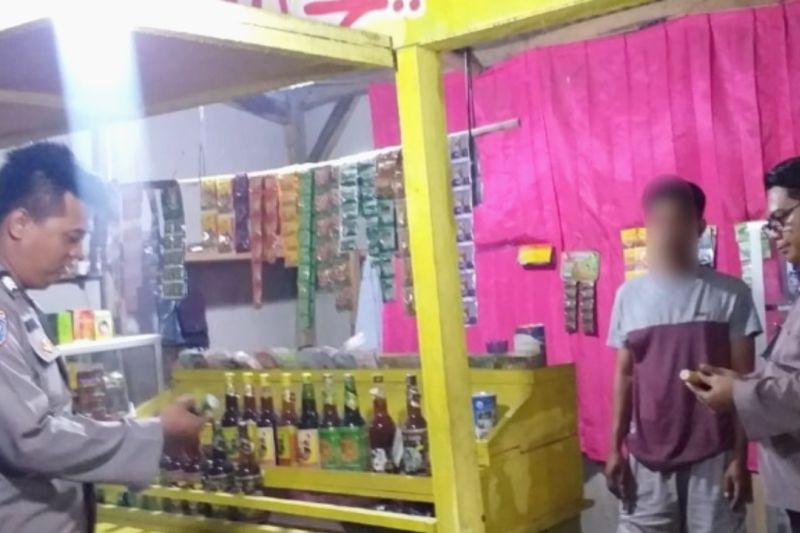Razia minuman keras di pesisir utara Karawang ditingkatkan