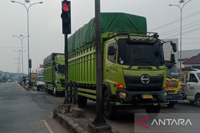 Tarif tol Sumatera naik, Jalinsum Lampung makin padat