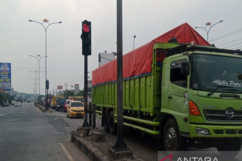 Tarif tol Sumatera naik,  Jalinsum Lampung makin padat