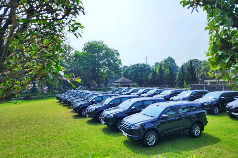 Isuzu serahkan 70 unit Mu-X 4x4 kepada Perhutani Jabar