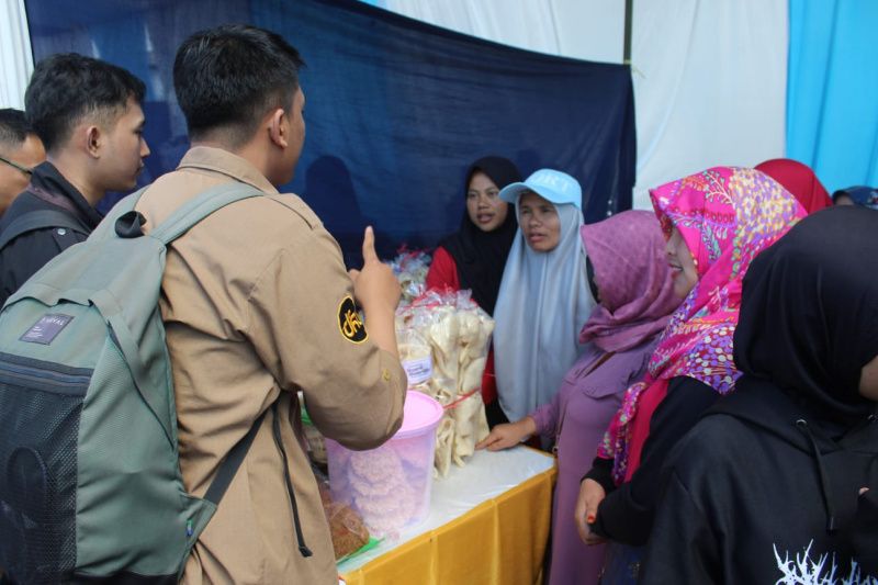 Petugas datangi pelaku usaha Garut layani pembuatan NIB